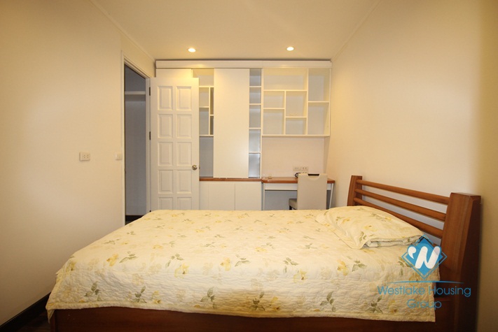 Deluxe apartment for rent in Ciputra Tower near UNIS school